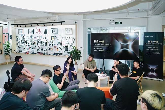 自研AIOS突破现有桎梏，追觅AURORA展现行业“黑马”底气