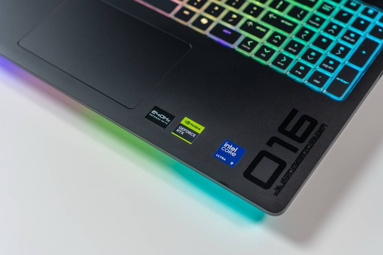 探索顶级游戏本的魅力：1.5w以上价位段 HyperX暗影精灵MAX旗舰游戏本畅玩3A大作