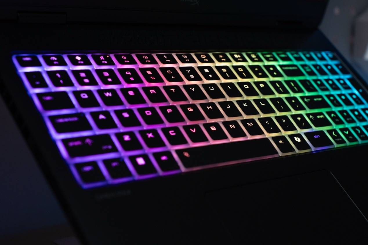 探索顶级游戏本的魅力：1.5w以上价位段 HyperX暗影精灵MAX旗舰游戏本畅玩3A大作